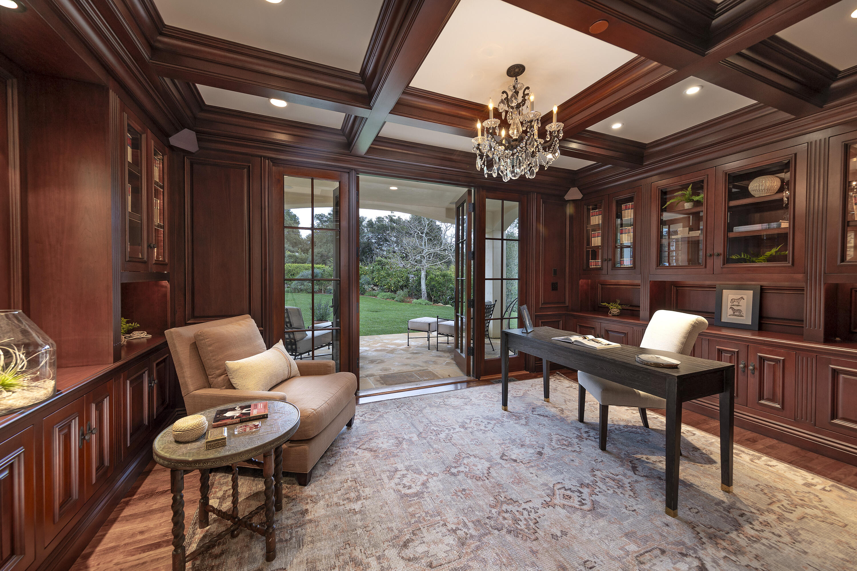 2267 Feather Hill Road Montecito, CA 93108 - Photo 8 of 20 Library