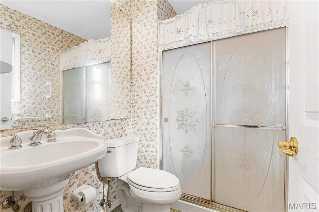 1242 Larkin Williams Road Fenton, MO 63026 - Photo 9 of 21 Gallery Image 9