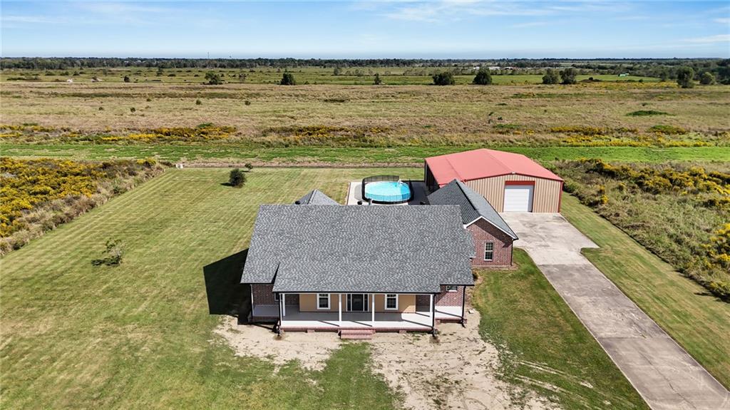 1089 Highway 652 Raceland, LA 70394 - Photo 3 of 45
