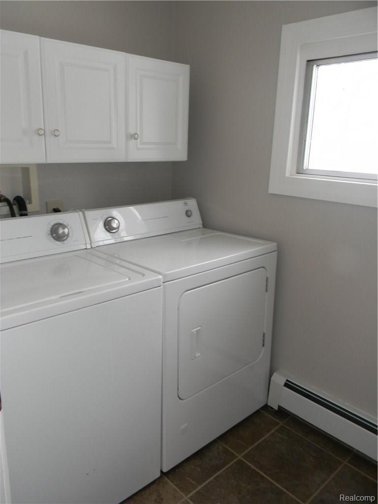 4391 North Gale Road Davison, MI 48423 - Photo 30 of 41 2nd floor laundry
