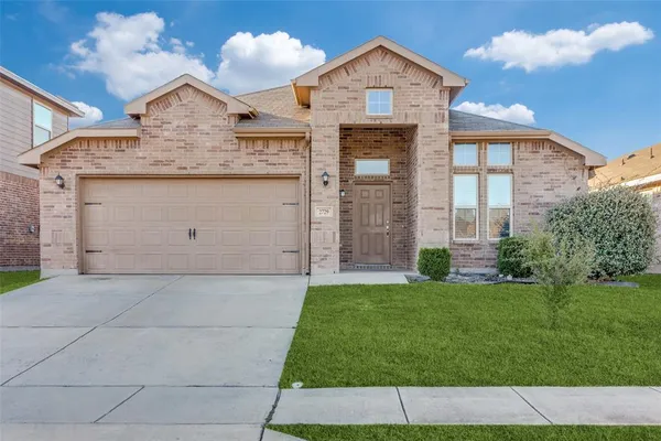 $2,200 | 2729 Adams Fall Lane, Fort Worth, TX 76123
