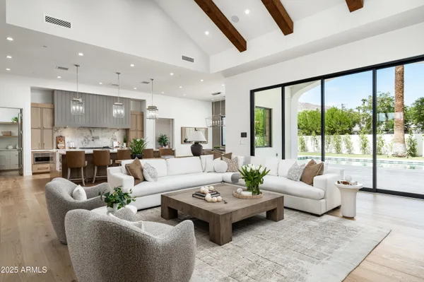 $6,818,000 | 6302 East Calle Del Norte, Scottsdale, AZ 85251