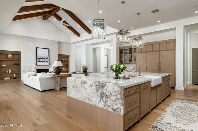 $7,150,000 | 6302 East Calle Del Norte, Scottsdale, AZ 85251