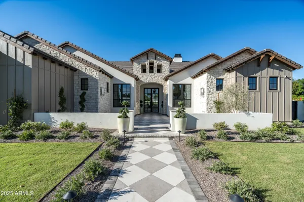 $6,818,000 | 6302 East Calle Del Norte, Scottsdale, AZ 85251