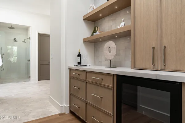 $6,818,000 | 6302 East Calle Del Norte, Scottsdale, AZ 85251