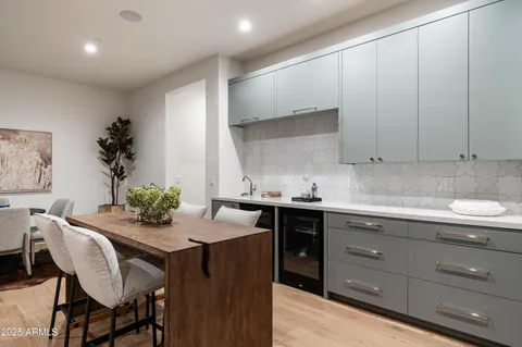 $7,150,000 | 6302 East Calle Del Norte, Scottsdale, AZ 85251