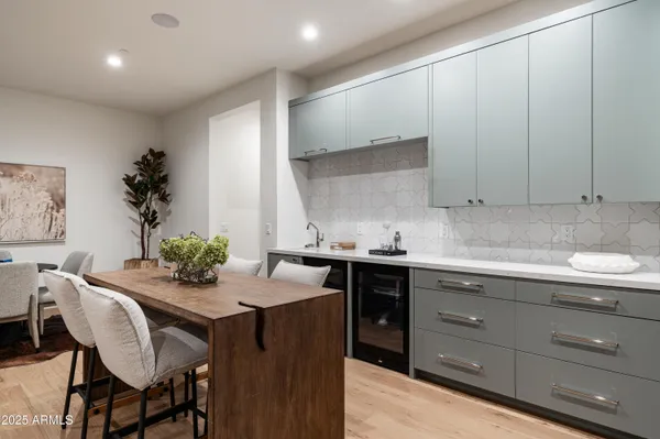 $6,818,000 | 6302 East Calle Del Norte, Scottsdale, AZ 85251