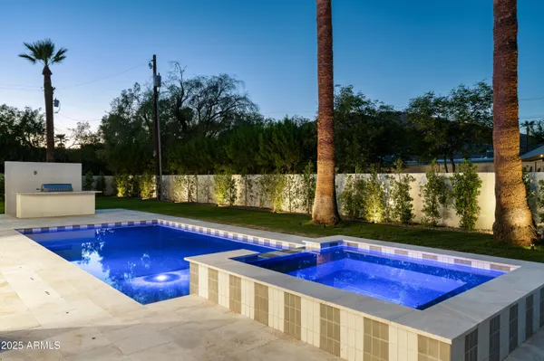 $6,818,000 | 6302 East Calle Del Norte, Scottsdale, AZ 85251