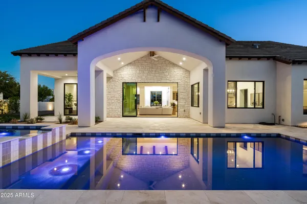 $6,818,000 | 6302 East Calle Del Norte, Scottsdale, AZ 85251