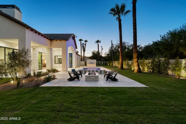 $6,818,000 | 6302 East Calle Del Norte, Scottsdale, AZ 85251