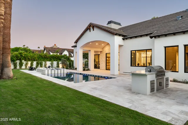 $7,150,000 | 6302 East Calle Del Norte, Scottsdale, AZ 85251