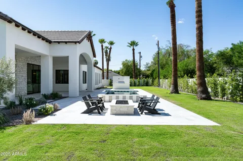 $7,150,000 | 6302 East Calle Del Norte, Scottsdale, AZ 85251