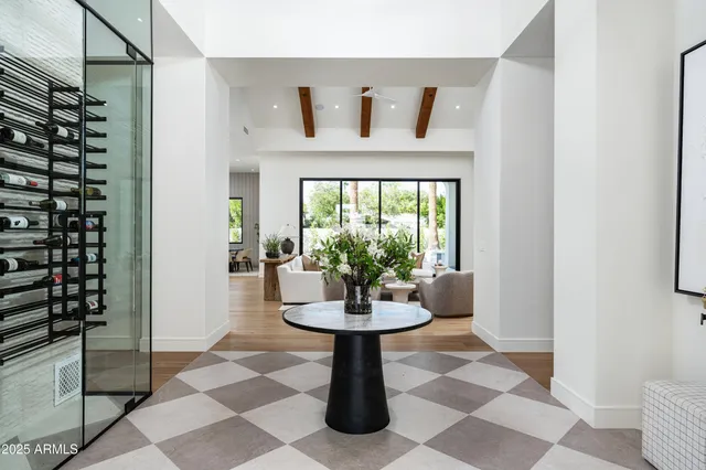 $7,150,000 | 6302 East Calle Del Norte, Scottsdale, AZ 85251