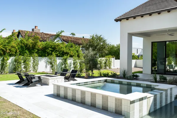 $6,818,000 | 6302 East Calle Del Norte, Scottsdale, AZ 85251