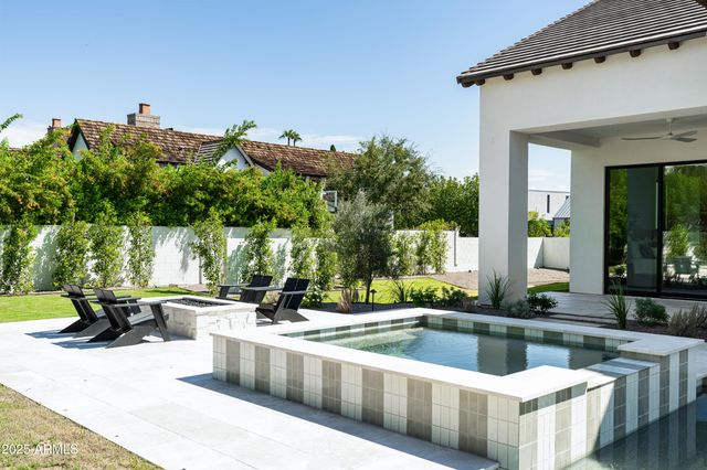 $7,150,000 | 6302 East Calle Del Norte, Scottsdale, AZ 85251