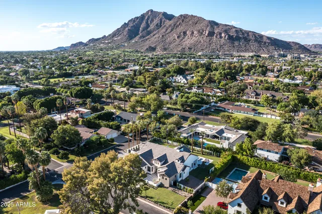 $7,150,000 | 6302 East Calle Del Norte, Scottsdale, AZ 85251