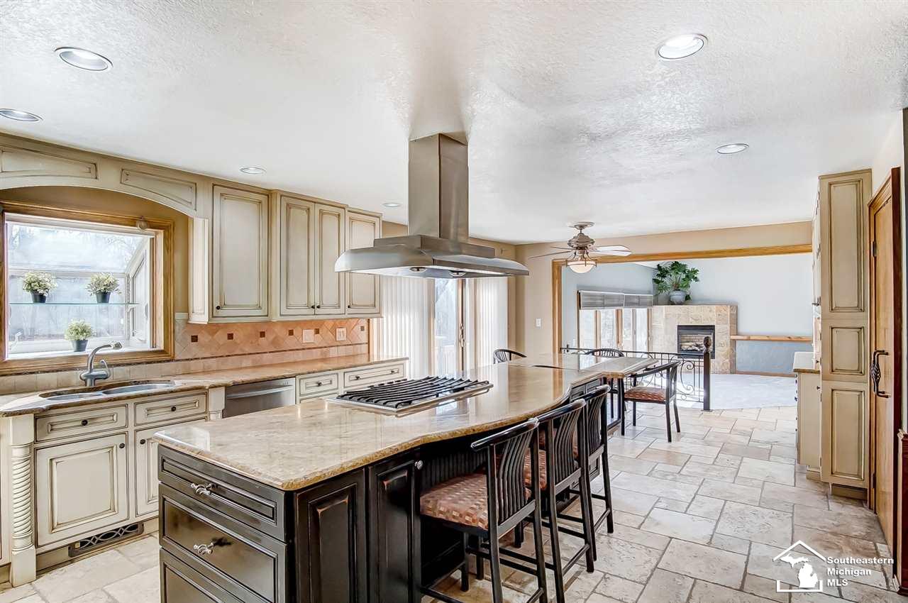 3987 West Sterns Road Lambertville, MI 48144 - Photo 21 of 49 31373379-20.JPG