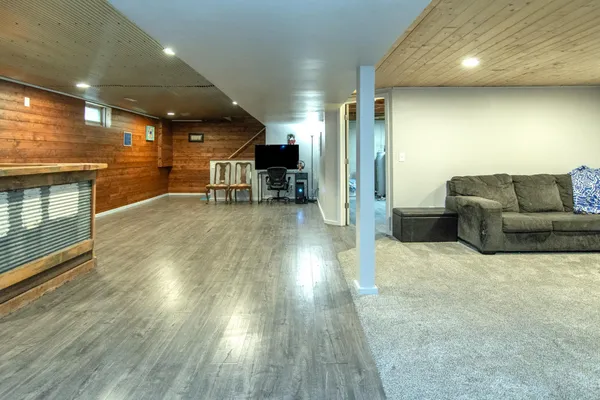 $350,000 | 601 Minnesota Avenue South, Aitkin, MN 56431