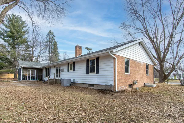 $350,000 | 601 Minnesota Avenue South, Aitkin, MN 56431