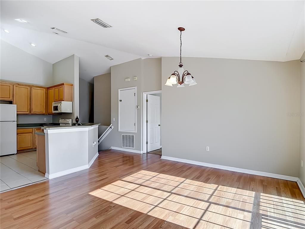 27901 Pleasure Ride Loop Wesley Chapel, FL 33544 - Photo 5 of 44