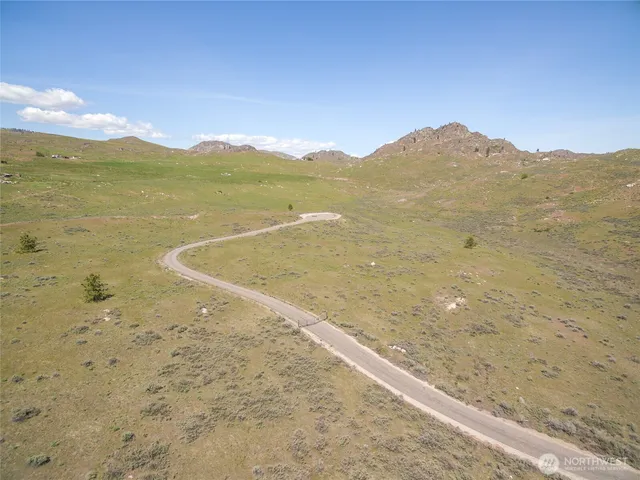 a view of an ocean beach