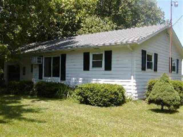 1748 Samaria Road Temperance, MI 48182 - Photo 1 of 7 462862.JPG