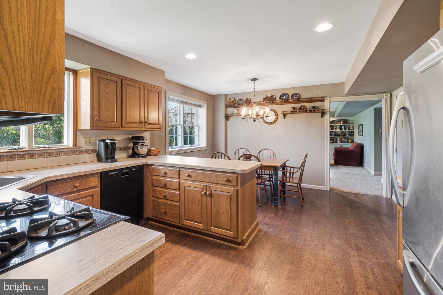357 Margery Road Yardley, PA 19067 - Photo 9 of 21 Gallery Image 9