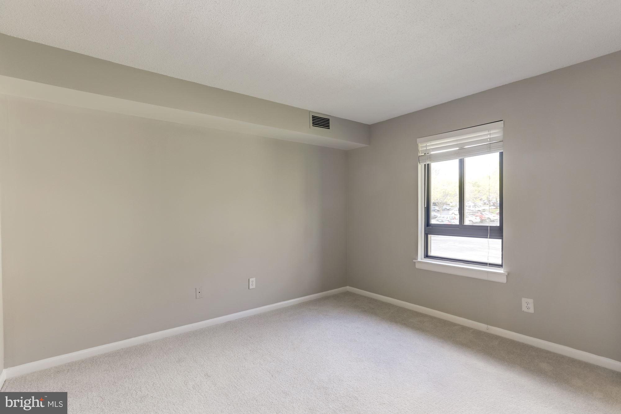 11613 Stoneview Square, Unit 11C Reston, VA 20191 - Photo 20 of 30 Bedroom (Master)