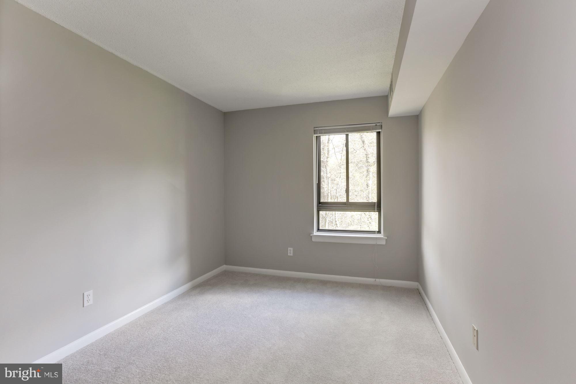 11613 Stoneview Square, Unit 11C Reston, VA 20191 - Photo 24 of 30 Bedroom 2