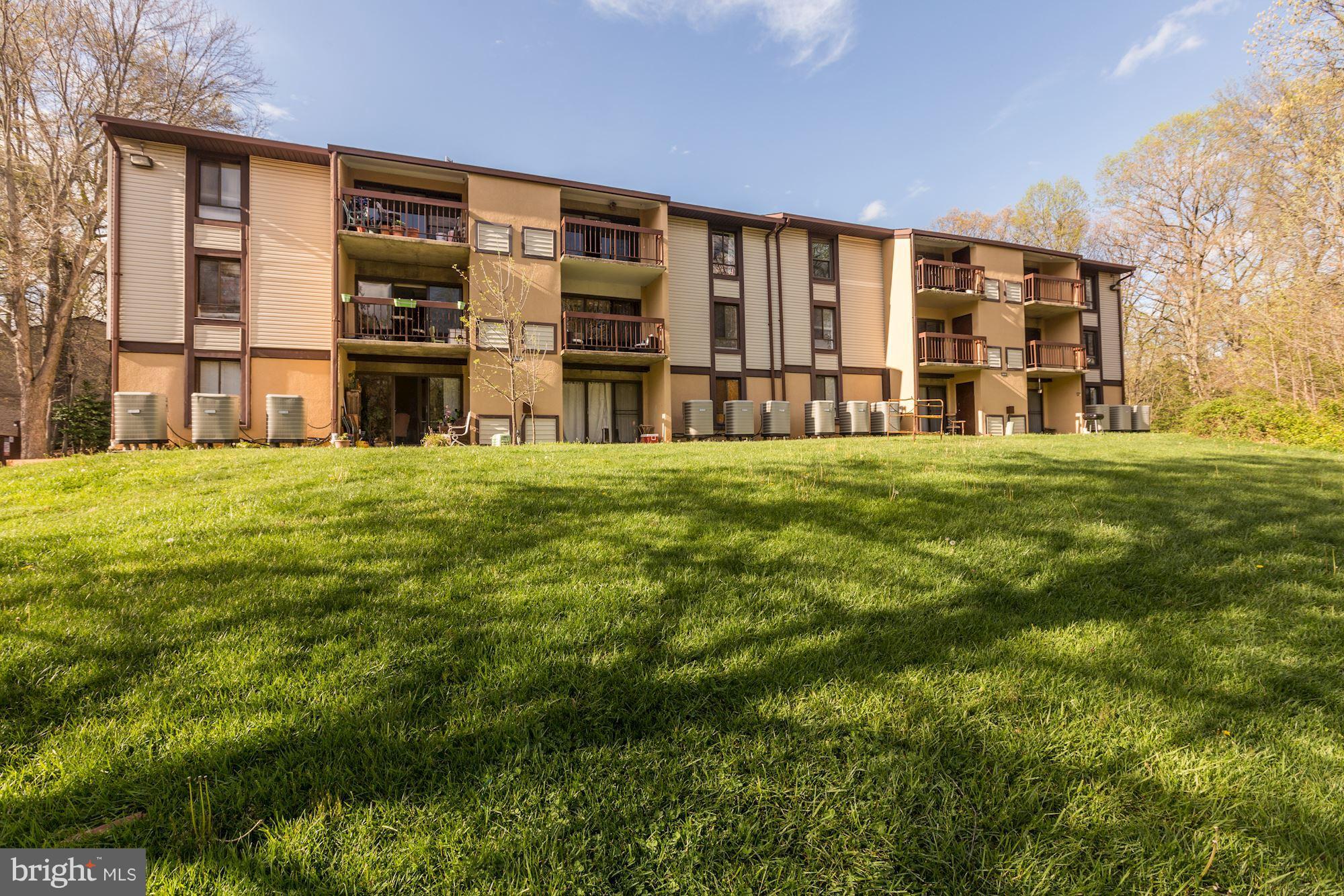 11613 Stoneview Square, Unit 11C Reston, VA 20191 - Photo 28 of 30 Exterior (Rear)