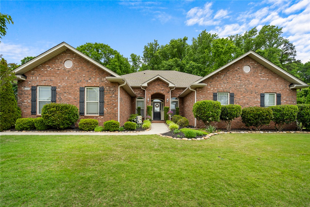128 Baybrooke Lane Anderson, SC 29621 - Photo 2 of 37
