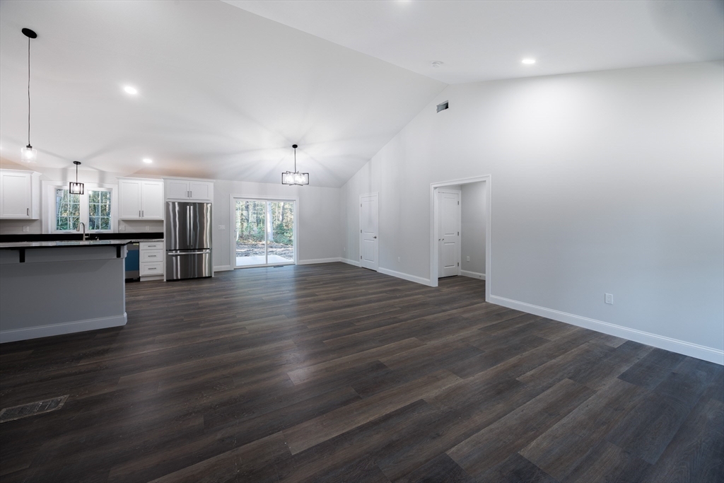 199 Palmer Road Brimfield, MA 01010 - Photo 11 of 37