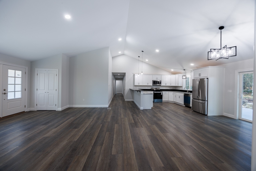 199 Palmer Road Brimfield, MA 01010 - Photo 6 of 37