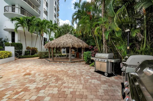 $685,000 | 1361 South Ocean Boulevard, Unit 604, Pompano Beach, FL 33062