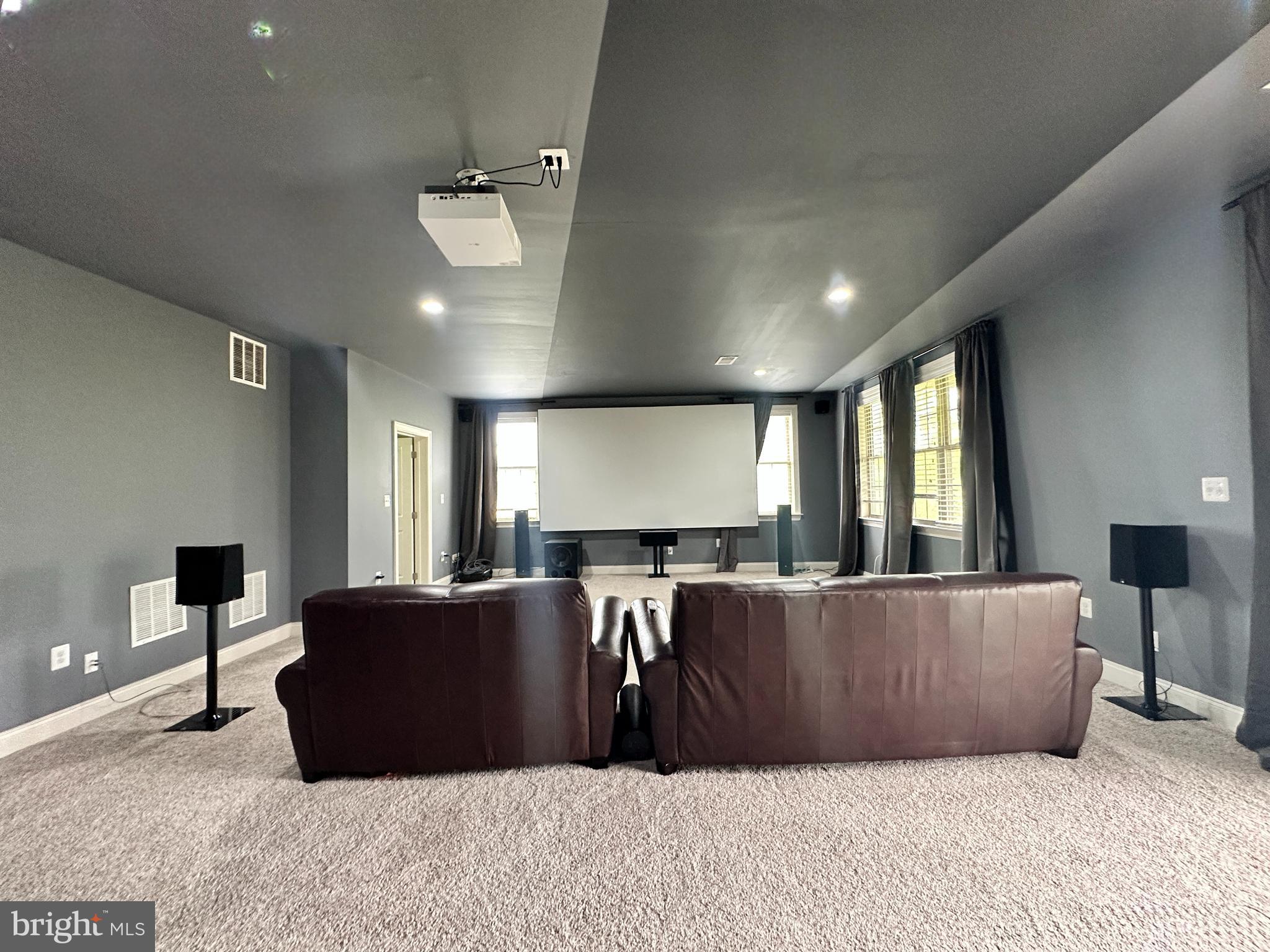 22611 Windsor Locks Square Ashburn, VA 20148 - Photo 40 of 53 a living room with furniture and a window