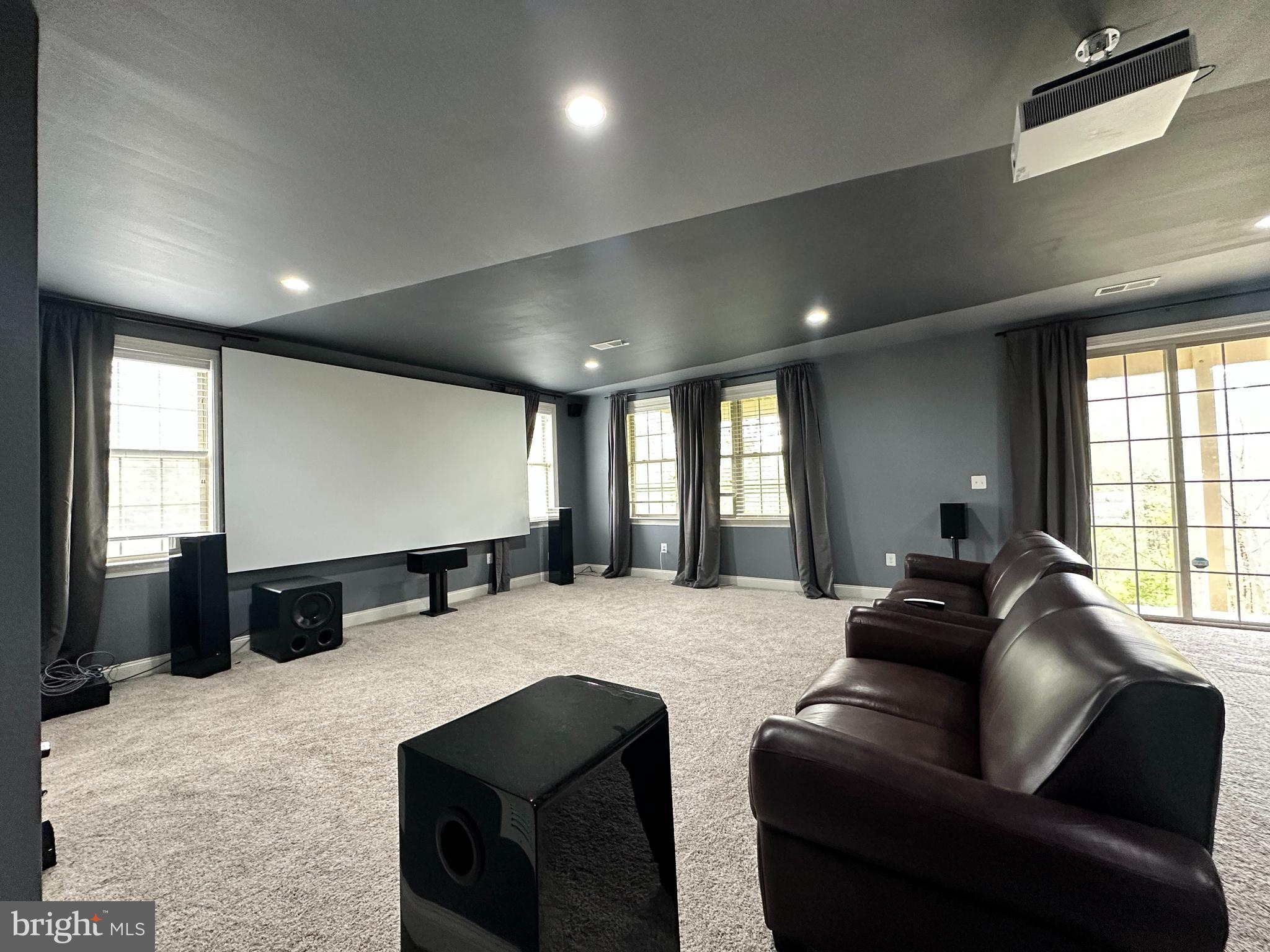 22611 Windsor Locks Square Ashburn, VA 20148 - Photo 41 of 53