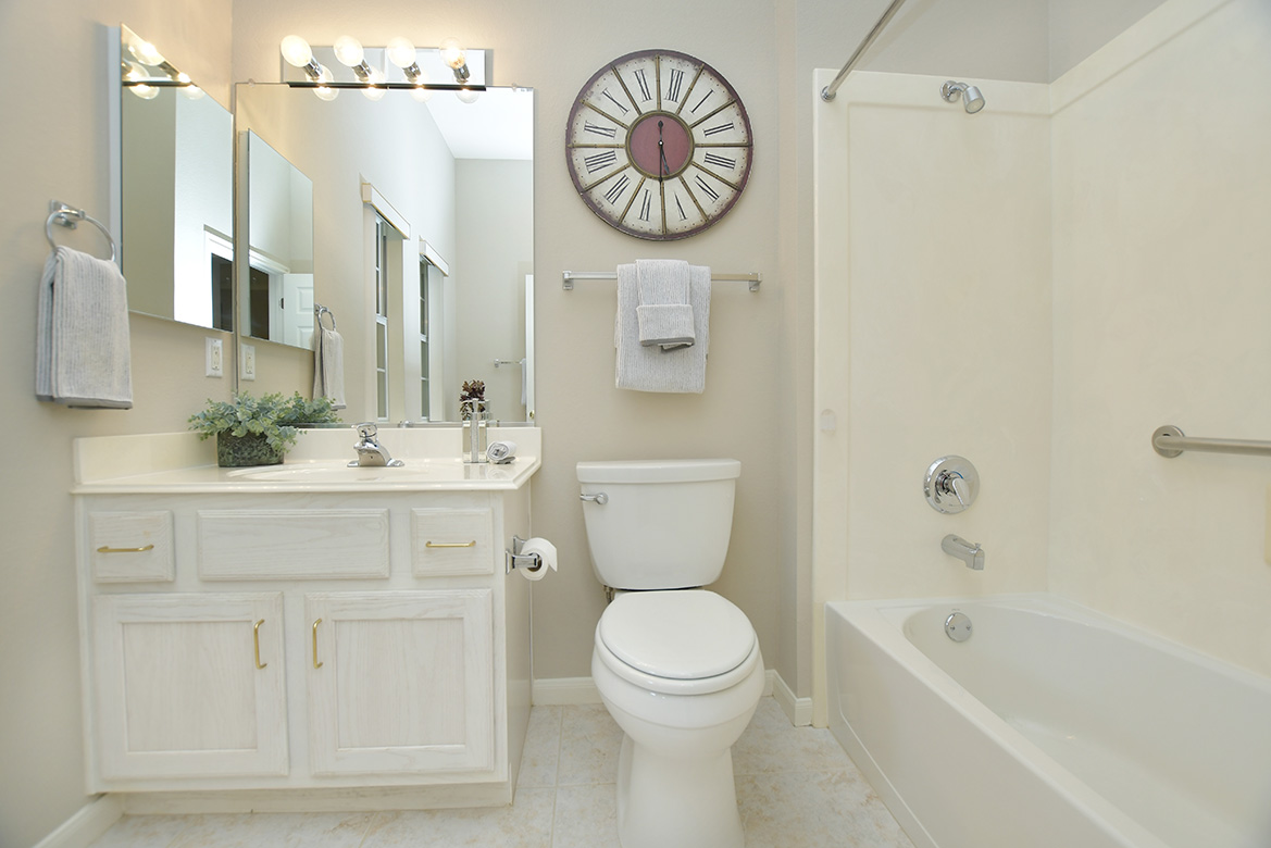 114 Lone Star Drive Georgetown, TX 78633 - Photo 27 of 30 Guest bathroom