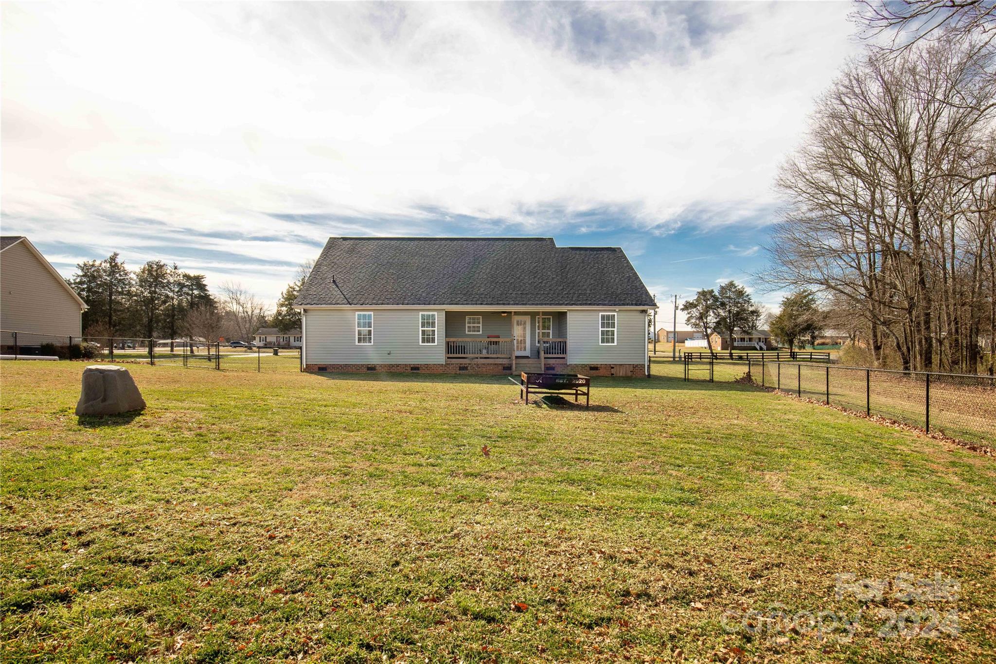460 West Old Limestone Road Clover, SC 29710 - Photo 8 of 35 Gallery Image 8