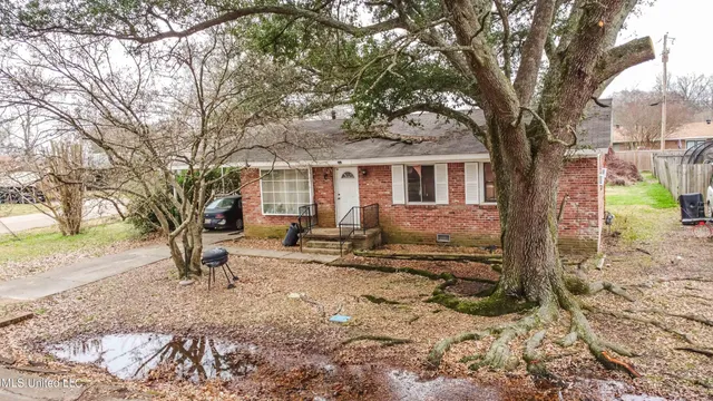 $40,000 | 516 Kelli Avenue, Belzoni, MS 39038