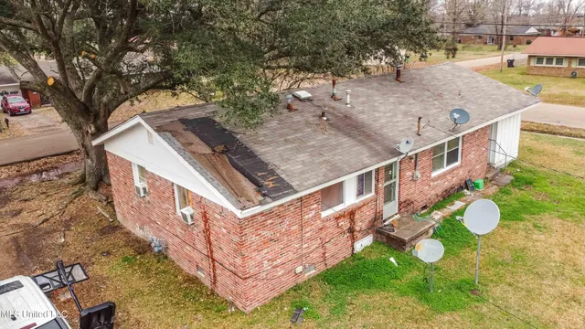 $40,000 | 516 Kelli Avenue, Belzoni, MS 39038