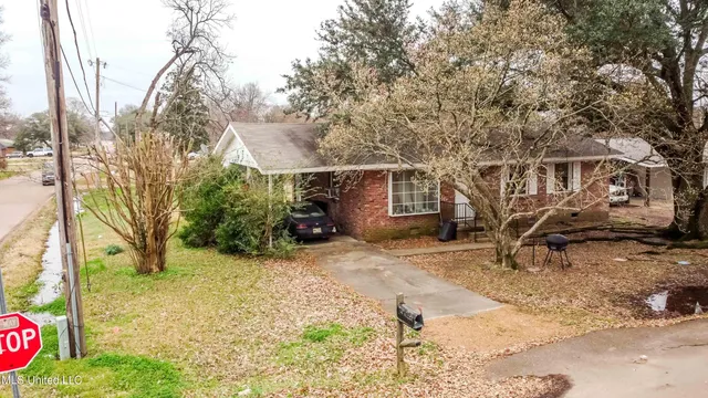 $40,000 | 516 Kelli Avenue, Belzoni, MS 39038