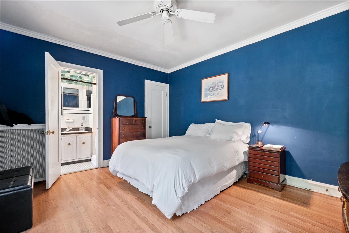 496 Sheridan Road, Unit 1 Evanston, IL 60202 - Photo 19 of 33