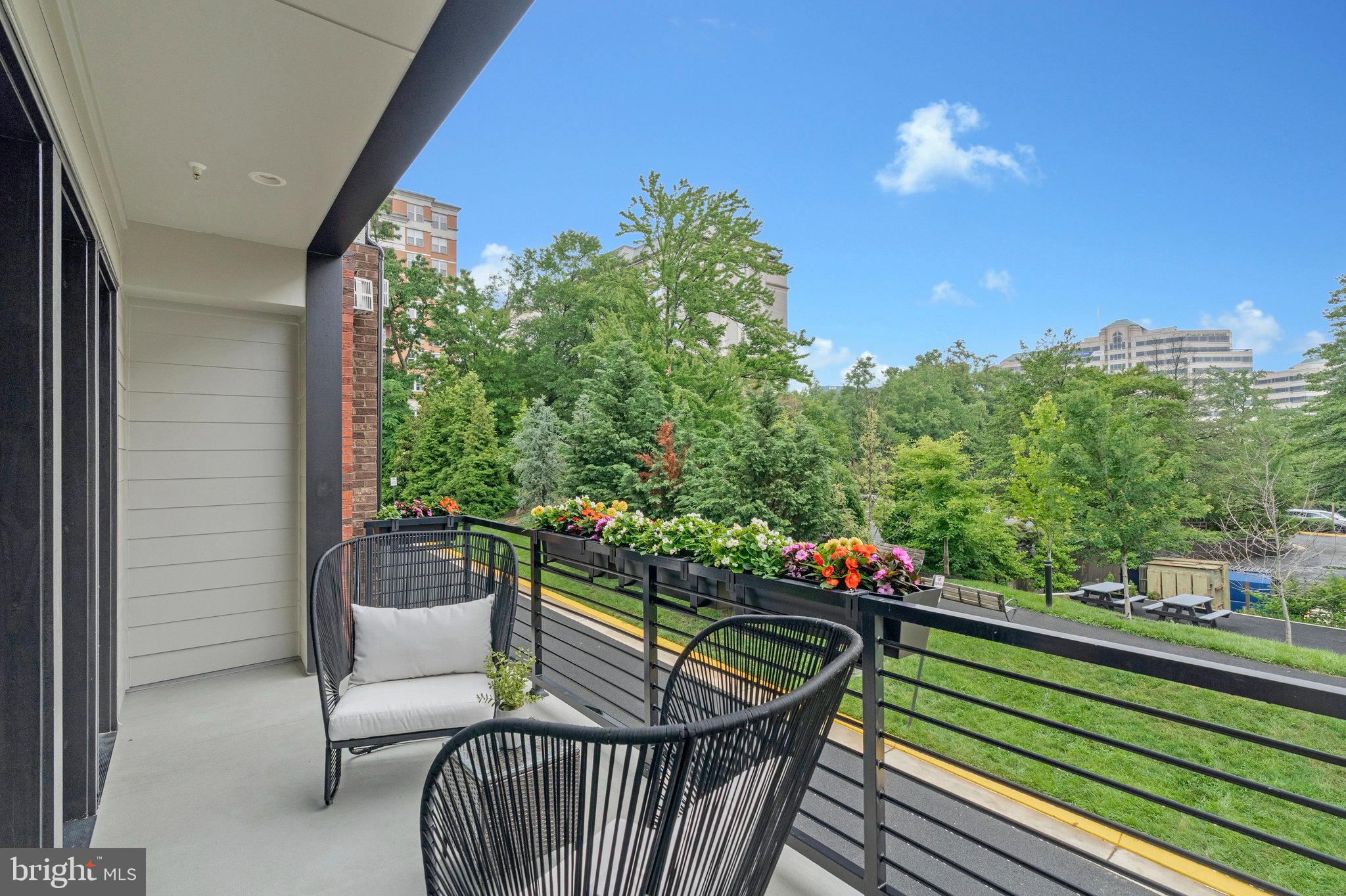 11724 Paysons Way Reston, VA 20191 - Photo 18 of 41 a outdoor view with a sitting space