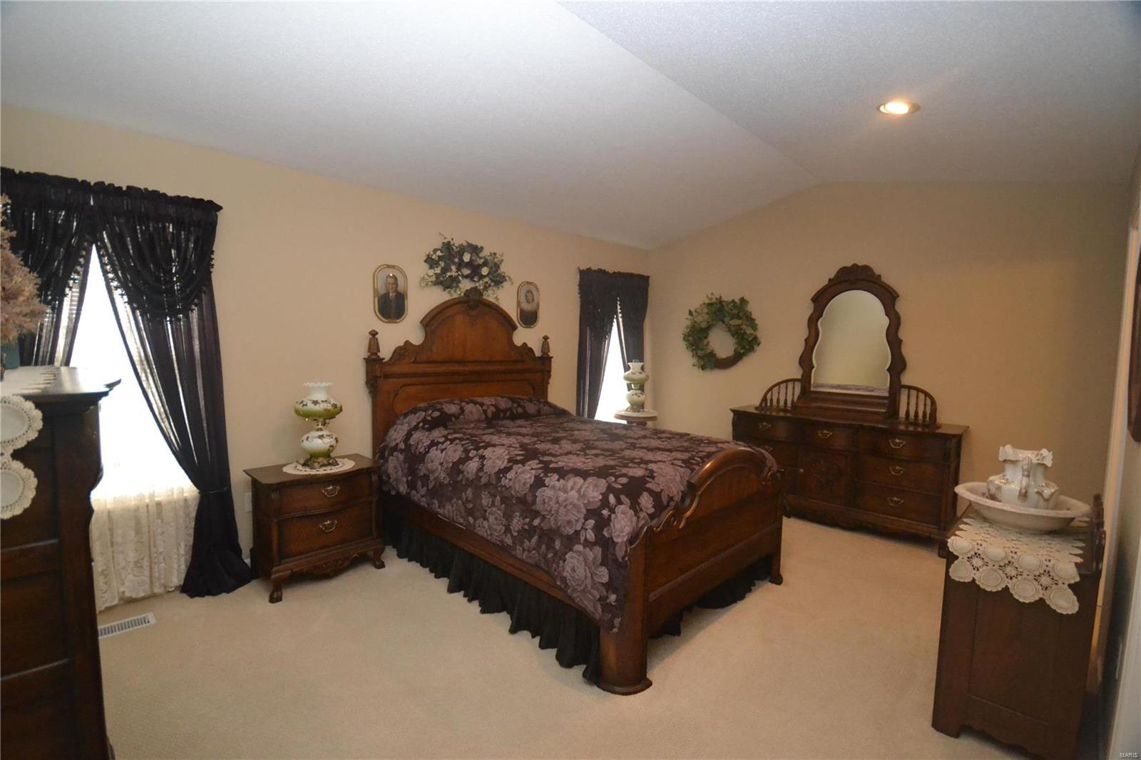 5646 Seasons Ridge Smithton, IL 62285 - Photo 20 of 32