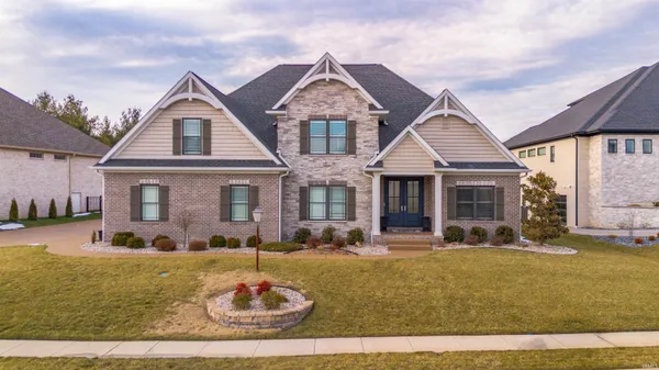 $999,900 | 1087 Lakefield Drive, Newburgh, IN 47630