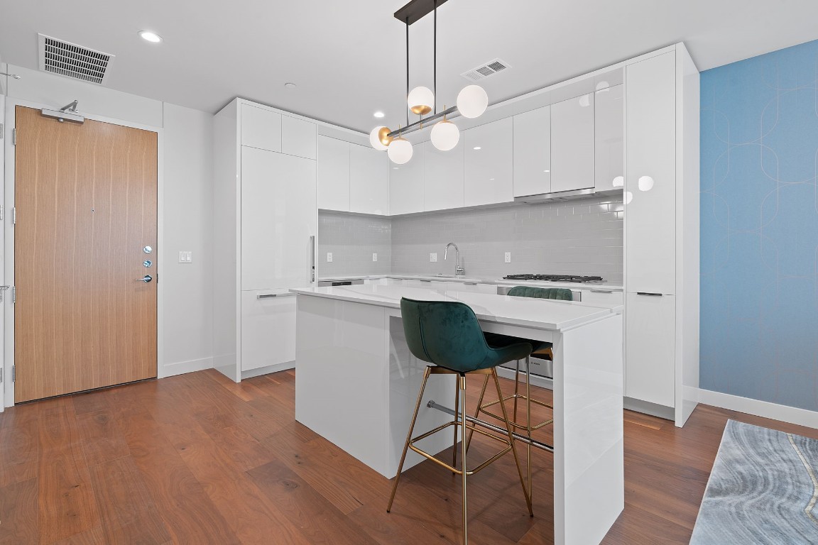 44 East Avenue, Unit 1802 Austin, TX 78701 - Photo 11 of 38