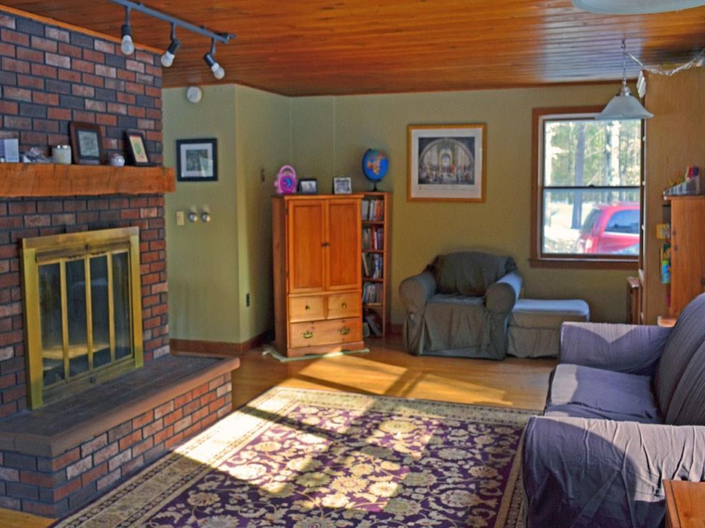 287 Horsetail Hill Road Madison, ME 04950 - Photo 19 of 28 Living room