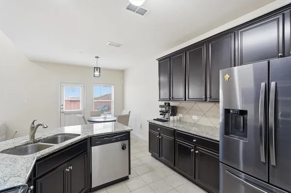 $2,200 | 6612 Rutherford Road, Plano, TX 75023