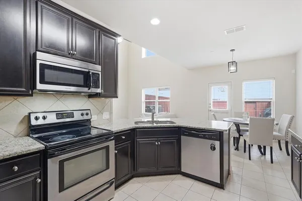 $2,200 | 6612 Rutherford Road, Plano, TX 75023