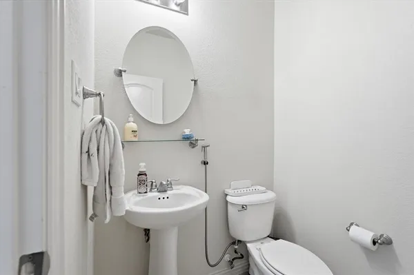 $2,200 | 6612 Rutherford Road, Plano, TX 75023